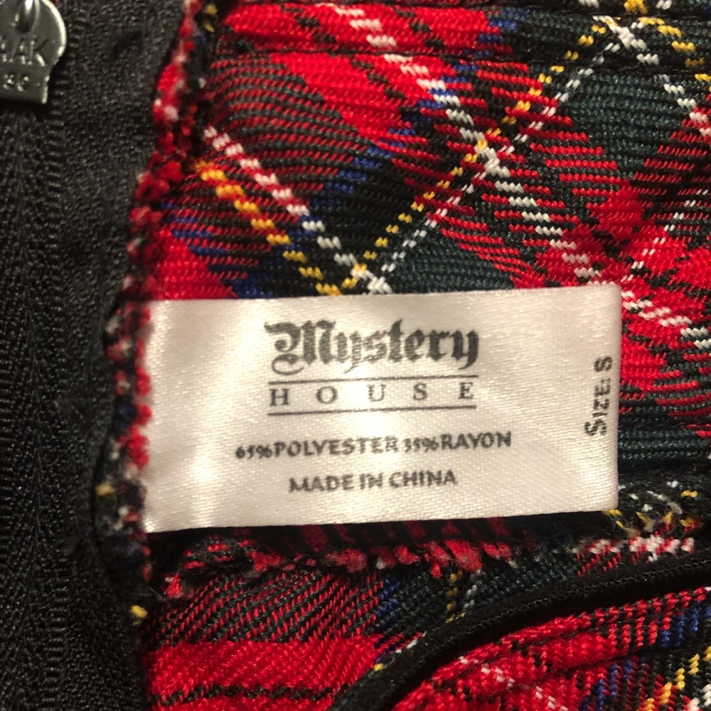 Mystery House Costume - Picture 8 of 9